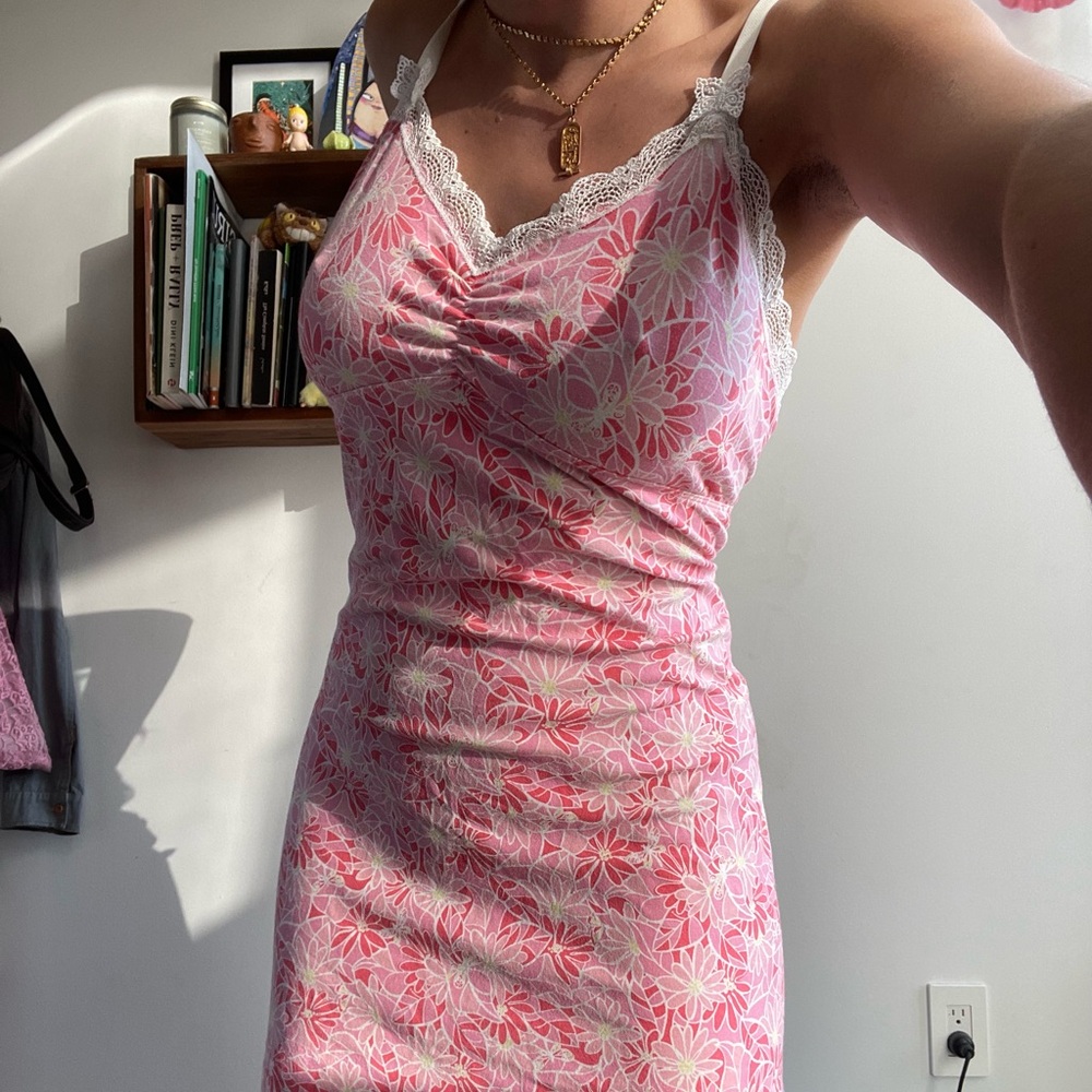 Cutest Lilly Pulitzer floral lacey dress with butterfly decals!!